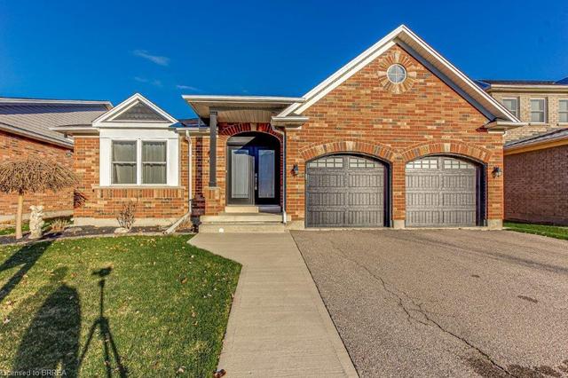10 Webb Avenue, House detached with 4 bedrooms, 3 bathrooms and 4 parking in Brantford ON | Image 1