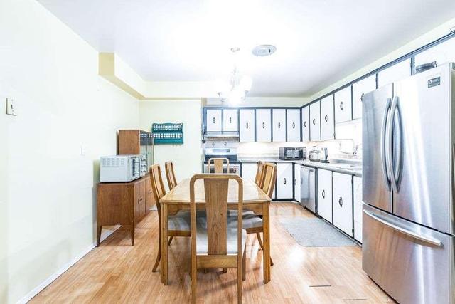411 - 4060 Lawrence Ave E, Condo with 4 bedrooms, 3 bathrooms and 3 parking in Toronto ON | Image 3