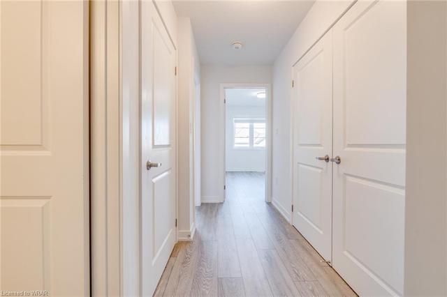 233 West Oak Trail, House attached with 2 bedrooms, 1 bathrooms and 2 parking in Kitchener ON | Image 13