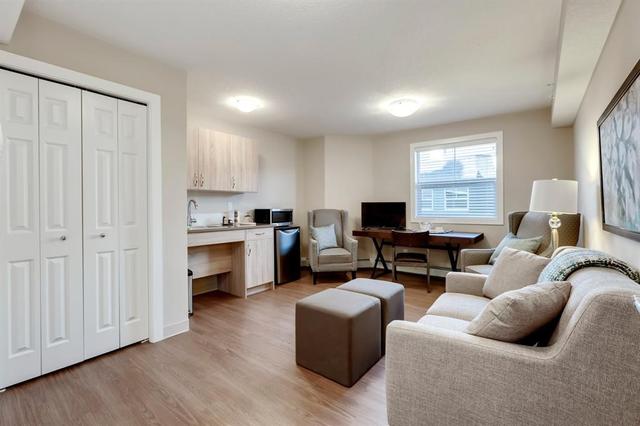 103, - 2635 Eversyde Avenue Sw, Condo with 2 bedrooms, 2 bathrooms and null parking in Calgary AB | Image 13