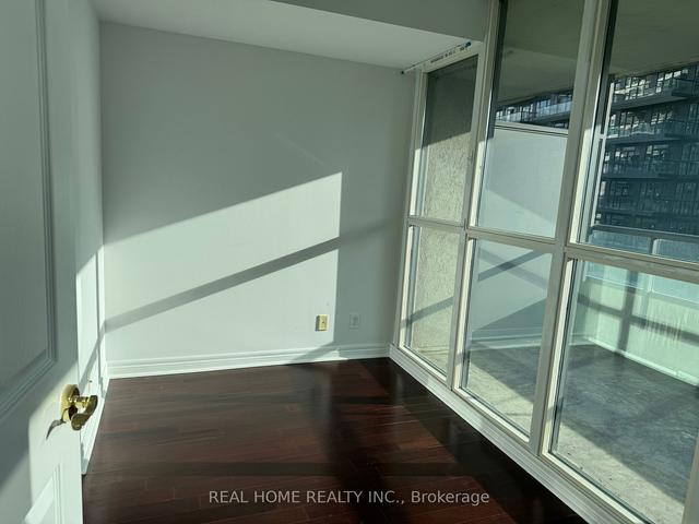 3001 - 23 Hollywood Ave, Condo with 1 bedrooms, 1 bathrooms and 1 parking in Toronto ON | Image 6