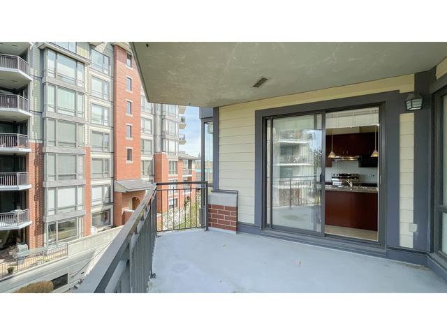 405 - 1551 Foster Street, Condo with 2 bedrooms, 2 bathrooms and 2 parking in White Rock BC | Image 19
