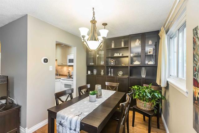 58 Porterfield Cres, Townhouse with 3 bedrooms, 2 bathrooms and 2 parking in Markham ON | Image 24