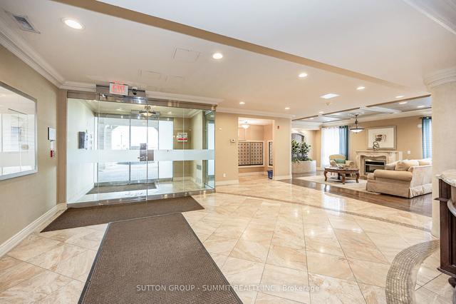 217 - 1 Maison Parc Crt, Condo with 2 bedrooms, 2 bathrooms and 1 parking in Vaughan ON | Image 23