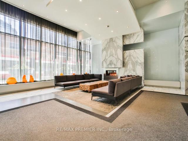 1606 - 8 Charlotte St, Condo with 2 bedrooms, 2 bathrooms and 1 parking in Toronto ON | Image 34