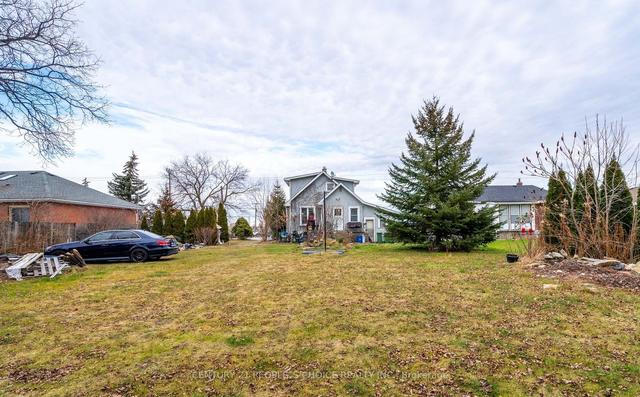 256 Barton St, House detached with 4 bedrooms, 2 bathrooms and 10 parking in Hamilton ON | Image 11