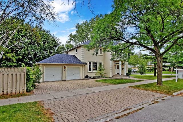 12 Kenton Dr, House detached with 4 bedrooms, 5 bathrooms and 4 parking in Toronto ON | Image 12