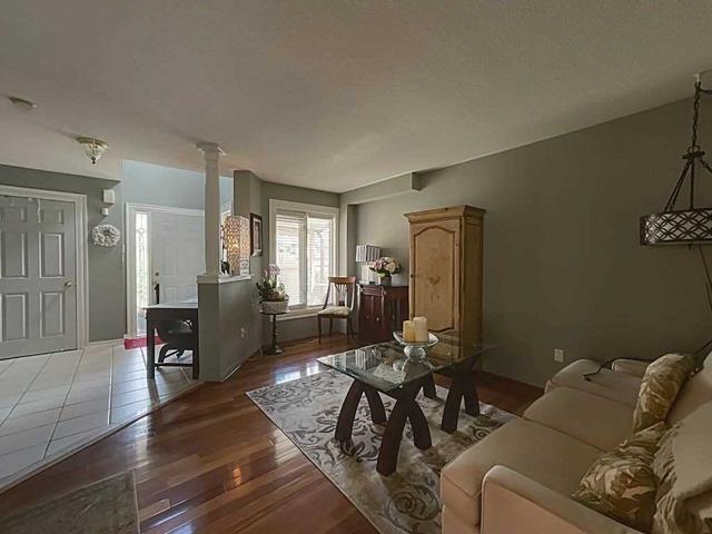 1603 Sandhurst Cres, House detached with 3 bedrooms, 4 bathrooms and 6 parking in Pickering ON | Image 16