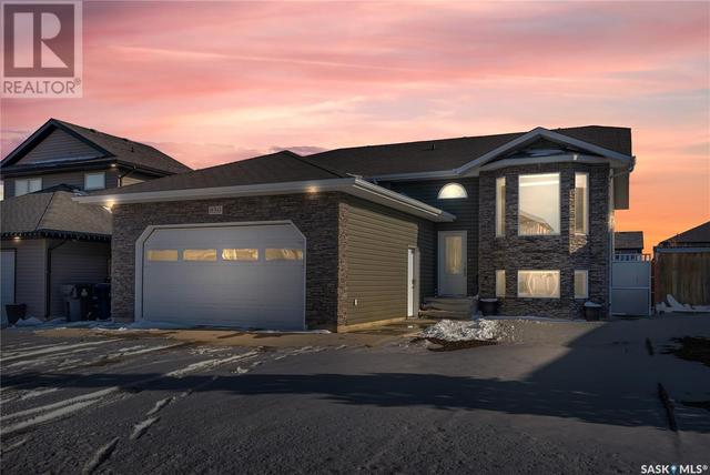 850 4th Street S, House detached with 3 bedrooms, 3 bathrooms and null parking in Martensville SK | Image 1
