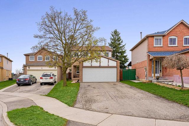 18 Norwood Pl, House detached with 4 bedrooms, 3 bathrooms and 6 parking in Brampton ON | Image 12