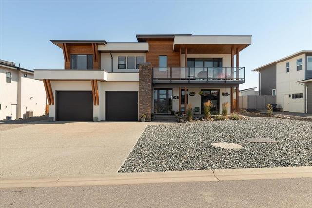 635 Mount Ida Crescent, House detached with 5 bedrooms, 3 bathrooms and 8 parking in Coldstream BC | Image 3