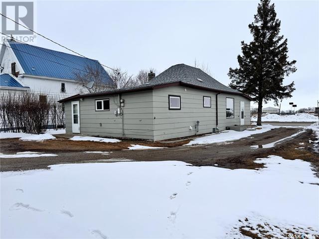 309 A Avenue E, House detached with 2 bedrooms, 1 bathrooms and null parking in Wynyard SK | Image 33