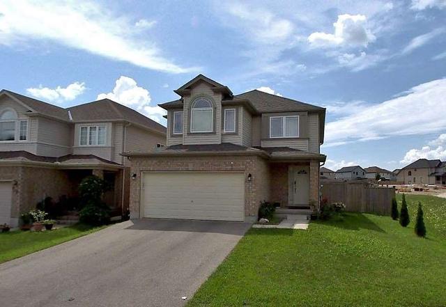 741 Oakcrossing Rd E, House detached with 4 bedrooms, 3 bathrooms and 4 parking in London ON | Image 1