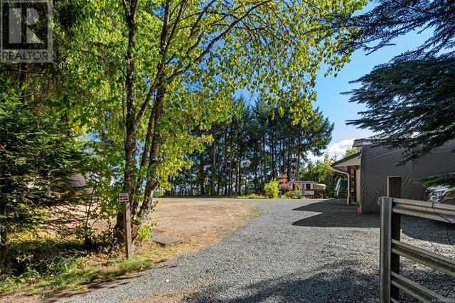 4250 Cowichan Lake Rd, House detached with 8 bedrooms, 2 bathrooms and 4 parking in Cowichan Valley E BC | Image 39