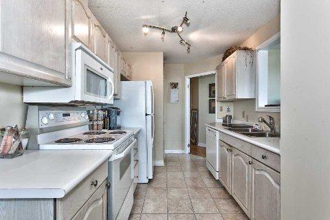 ss4 - 100 Millside Dr, Condo with 2 bedrooms, 2 bathrooms and 2 parking in Milton ON | Image 8