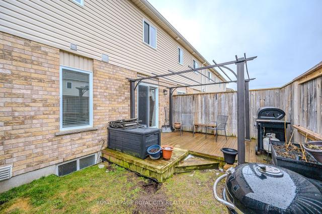 36 - 20 Shackleton Dr N, Townhouse with 3 bedrooms, 4 bathrooms and 2 parking in Guelph ON | Image 31