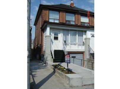 220 Nairn Ave, House semidetached with 4 bedrooms, 2 bathrooms and 1 parking in Toronto ON | Image 1