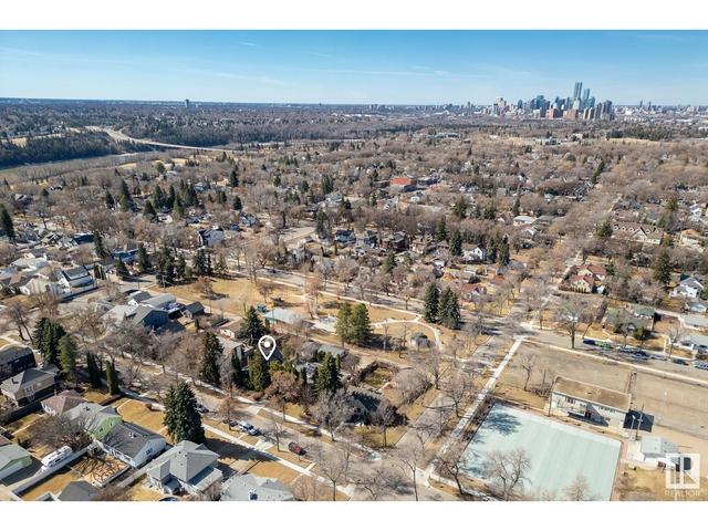 11234 61 St Nw, House detached with 4 bedrooms, 2 bathrooms and 6 parking in Edmonton AB | Image 6