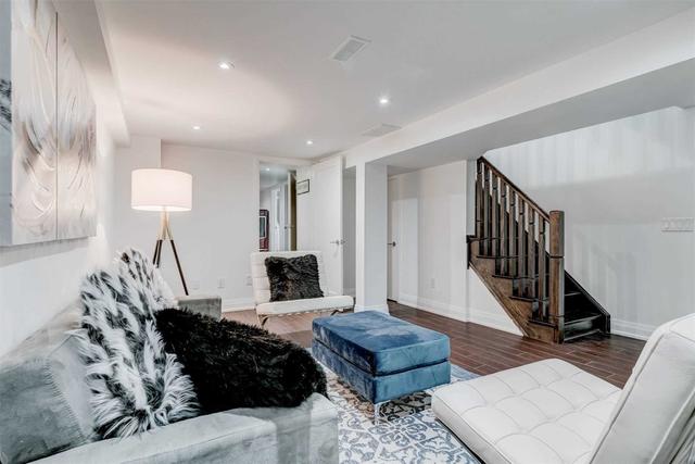 285 Lisgar St, House semidetached with 4 bedrooms, 3 bathrooms and 1 parking in Toronto ON | Image 14