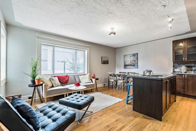 9 - 330 19 Avenue Sw, Condo with 2 bedrooms, 1 bathrooms and null parking in Calgary AB | Image 1