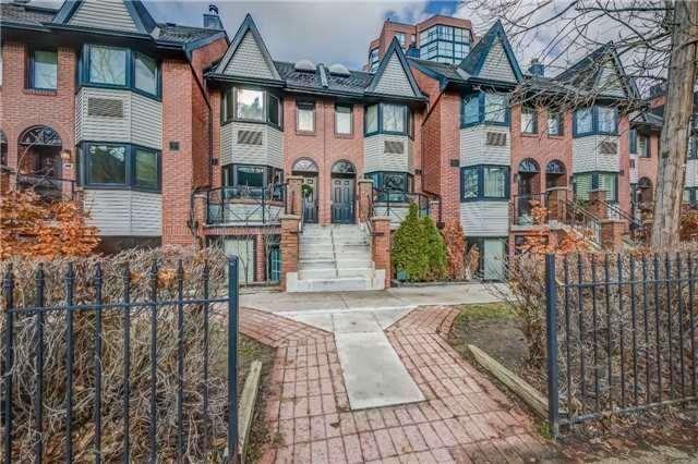 596a Wellington St, Townhouse with 1 bedrooms, 1 bathrooms and 1 parking in Toronto ON | Image 1