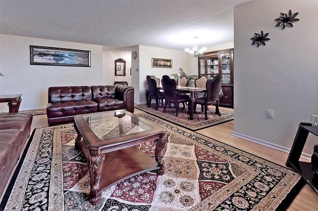 1712 - 18 Knight Bridge Rd, Condo with 3 bedrooms, 2 bathrooms and 1 parking in Brampton ON | Image 8