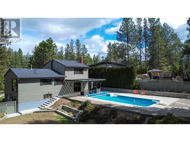 3999 Eastwood Court, House detached with 3 bedrooms, 2 bathrooms and 6 parking in Kelowna BC | Image 34