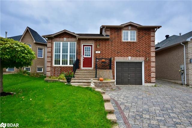 227 Country Lane, House detached with 3 bedrooms, 2 bathrooms and 2 parking in Barrie ON | Image 1