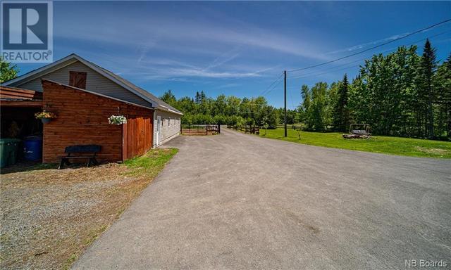 1489 Wilsey Road, Home with 4 bedrooms, 2 bathrooms and null parking in Lincoln NB | Image 38
