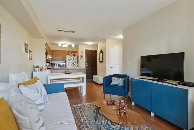 406 - 7 North Park Rd, Condo with 1 bedrooms, 1 bathrooms and 1 parking in Vaughan ON | Image 2