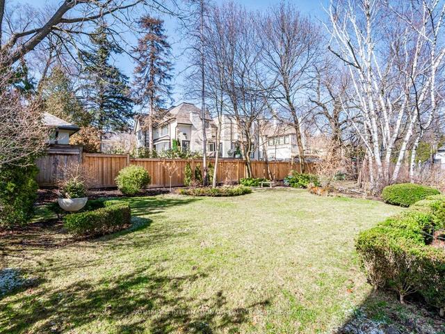 8 Gardiner Rd, House detached with 6 bedrooms, 6 bathrooms and 4 parking in Toronto ON | Image 32