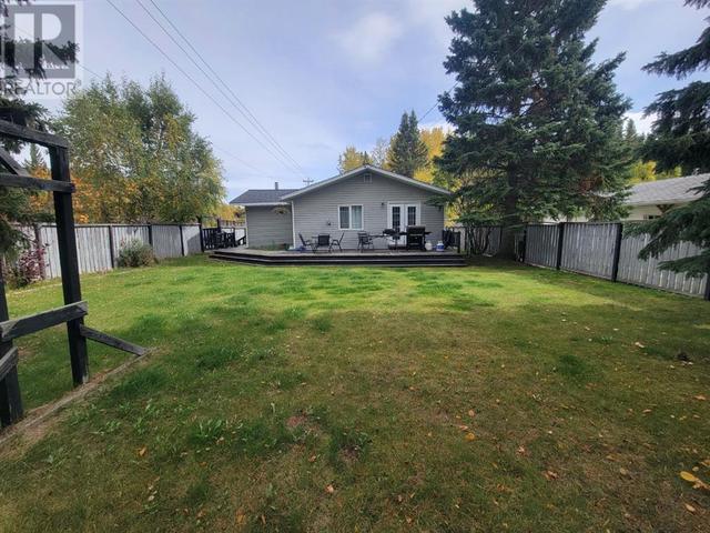 1895 63 Street, House detached with 3 bedrooms, 1 bathrooms and 10 parking in Edson AB | Image 16