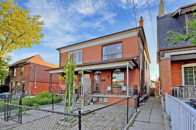 266 Boon Ave, House semidetached with 3 bedrooms, 3 bathrooms and 3 parking in Toronto ON | Image 23