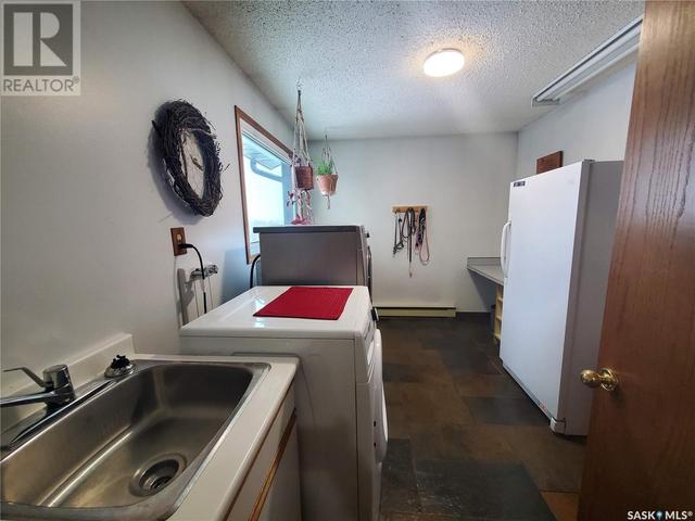21 Lawrence Road, House detached with 3 bedrooms, 3 bathrooms and null parking in Kamsack SK | Image 18