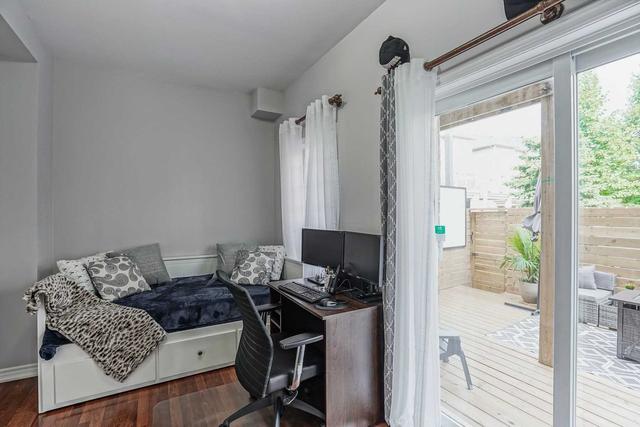 5 Piggot Mews, House attached with 3 bedrooms, 2 bathrooms and 1 parking in Toronto ON | Image 28