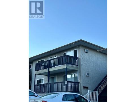 3505 - 38 Street Unit# 202, Condo with 3 bedrooms, 1 bathrooms and 1 parking in Vernon BC | Card Image