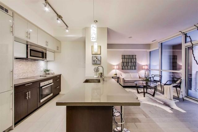 1106 - 8 Mercer St, Condo with 1 bedrooms, 1 bathrooms and 0 parking in Toronto ON | Image 6
