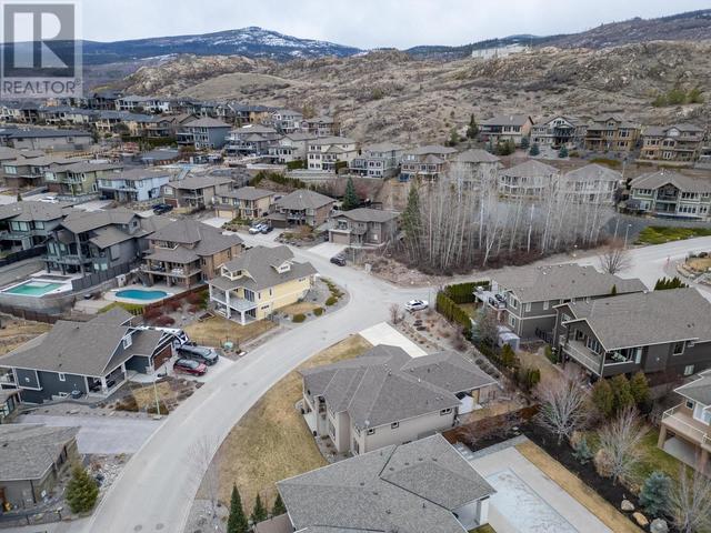 753 Kuipers Crescent, House detached with 3 bedrooms, 2 bathrooms and 2 parking in Kelowna BC | Image 45