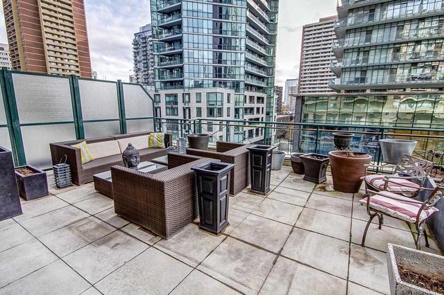 518 - 35 Hayden St, Condo with 1 bedrooms, 2 bathrooms and 1 parking in Toronto ON | Image 18