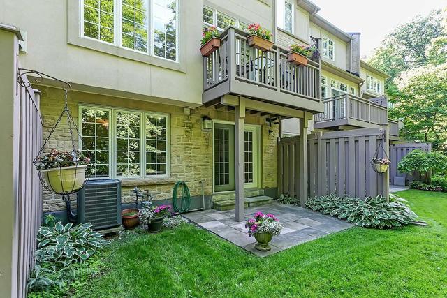 12 - 2303 Hill Ridge Crt, Townhouse with 2 bedrooms, 4 bathrooms and 1 parking in Oakville ON | Image 19