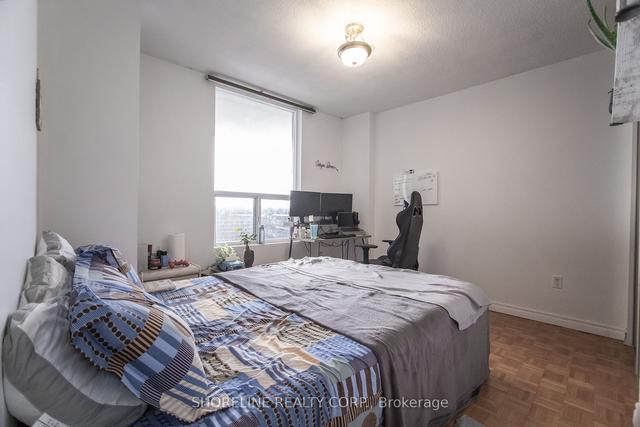 1206 - 1535 Lakeshore Rd E, Condo with 3 bedrooms, 2 bathrooms and 1 parking in Mississauga ON | Image 8