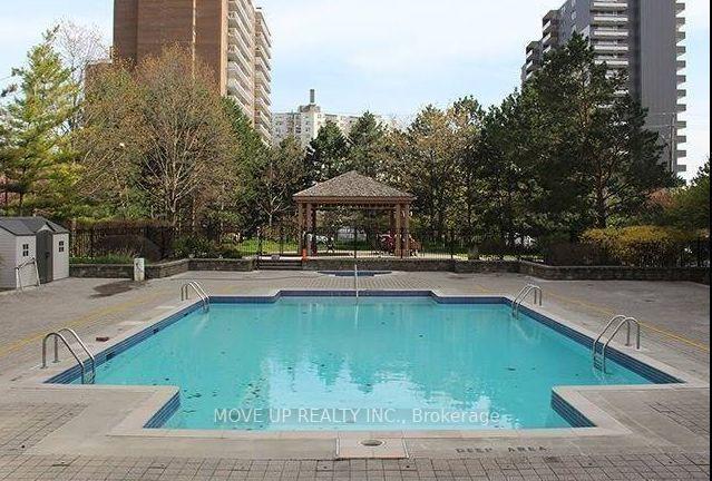 304 - 1121 Steeles Ave, Condo with 2 bedrooms, 2 bathrooms and 1 parking in Toronto ON | Image 2