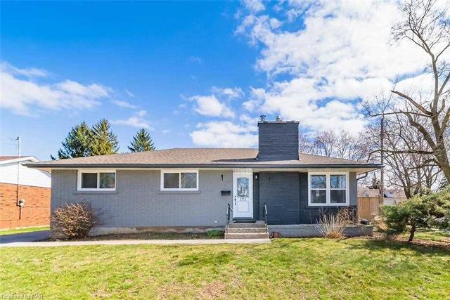 171 Dalhousie Ave, House detached with 3 bedrooms, 2 bathrooms and 3 parking in St. Catharines ON | Image 1