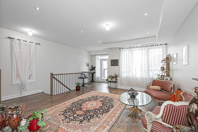 25 Arthur Harper Lane, House attached with 3 bedrooms, 4 bathrooms and 2 parking in Markham ON | Image 18