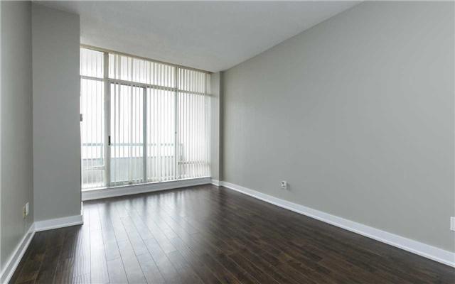 Uph110 - 550 Webb Dr, Condo with 2 bedrooms, 2 bathrooms and 2 parking in Mississauga ON | Image 12