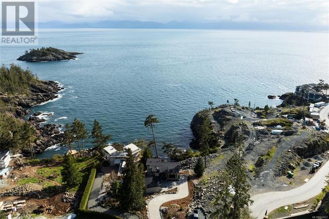 7510 Ocean Park Pl, House detached with 3 bedrooms, 4 bathrooms and 6 parking in Sooke BC | Image 58