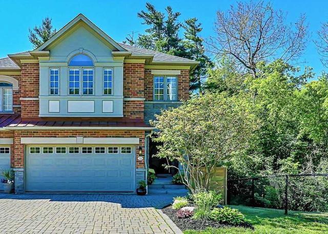 126 Westbury Crt, House attached with 4 bedrooms, 3 bathrooms and 6 parking in Richmond Hill ON | Image 12