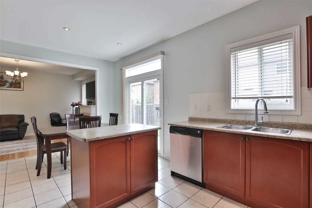 51 Hadfield Circ, House detached with 4 bedrooms, 5 bathrooms and 4 parking in Brampton ON | Image 9