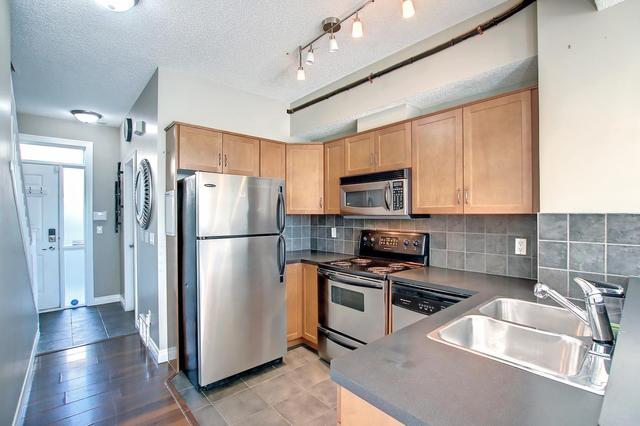 12 - 117 Rockyledge View Nw, Home with 2 bedrooms, 2 bathrooms and 2 parking in Calgary AB | Image 5