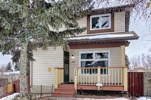 356 Shawcliffe Circle Sw, House detached with 2 bedrooms, 2 bathrooms and 3 parking in Calgary AB | Image 2